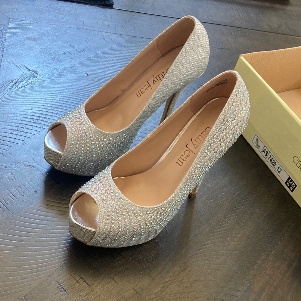 Cathy Jean silver rhinestone heels